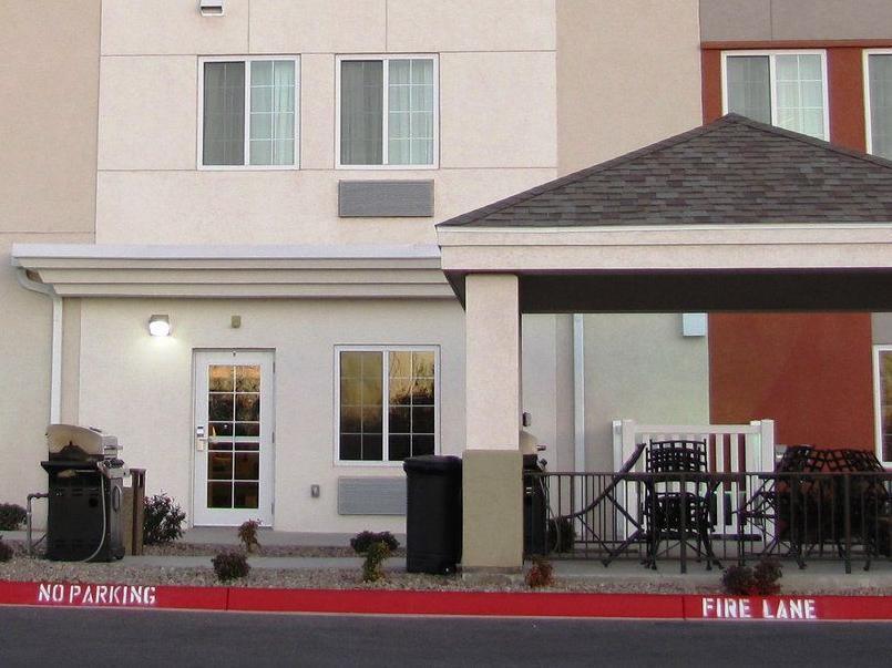 Candlewood Suites Midland By Ihg Εξωτερικό φωτογραφία